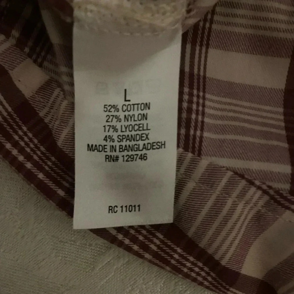 RidgeCut Rodeo Inspired Large Button Down - Picture 6 of 7